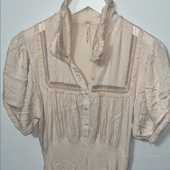 Free People Dresses & Skirts - Free People Petal Bloom Puff Sleeve Mini Dress Ruffle Lace Details Buttons